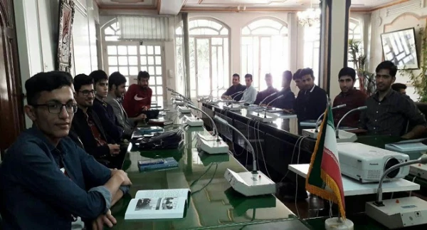 بازدید دانشجو معلمان دانشگاه فرهنگیان از پژوهشکده تعلیم و تربیت آموزش و پرورش لرستان