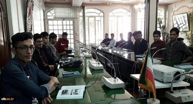 بازدید دانشجو معلمان دانشگاه فرهنگیان از پژوهشکده تعلیم و تربیت آموزش و پرورش لرستان