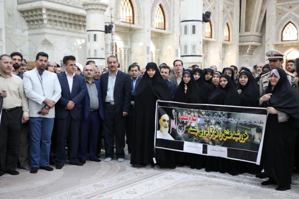 تجدید میثاق با امام راحل