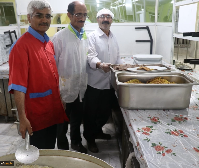 مراسم ضیافت افطاری اساتید و کارکنان دانشگاه فرهنگیان استان کرمان برگزار شد.