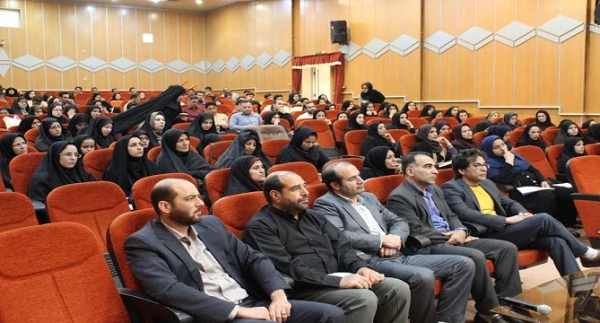 جلسه توجیهی مهارت آموزان ماده 28 اساسنامه دانشگاه فرهنگیان با محوریت آزمون اصلح برگزار شد.