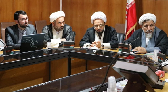 برگزاری نشست هم اندیشی اساتید دانشگاه فرهنگیان استان قزوین باحضور مدیر کل دادگستری استان 3