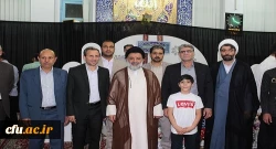 حضور معاونت پژوهش و فناوری دانشگاه فرهنگیان کشور و جمعی از مسئولین دانشگاه فرهنگیان لرستان در جلسه تفسیر قرآن نماینده ولی فقیه استان لرستان