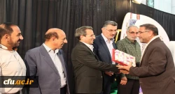 حضور معاونت پژوهش و فناوری دانشگاه فرهنگیان کشور و جمعی از مسئولین دانشگاه فرهنگیان لرستان در جلسه تفسیر قرآن نماینده ولی فقیه استان لرستان