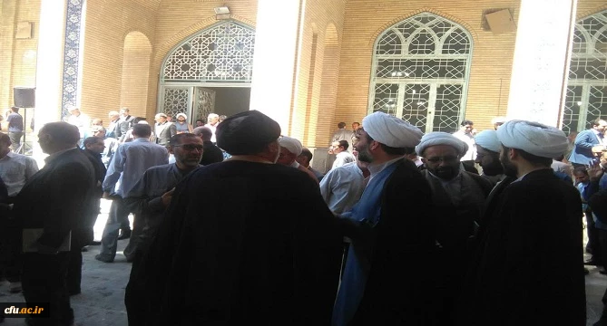 حضور دانشگاهیان دانشگاه فرهنگیان استان لرستان در مراسم بزرگداشت سالگرد ارتحال امام خمینی (ره)