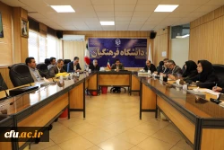 معاون آموزشی وتحصیلات تکمیلی:

تولید محتوای آموزش الکترونیک، گامی در راستای یادگیری اثر بخش است 2