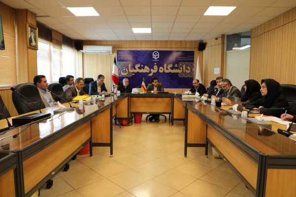 معاون آموزشی وتحصیلات تکمیلی:

تولید محتوای آموزش الکترونیک، گامی در راستای یادگیری اثر بخش است 2