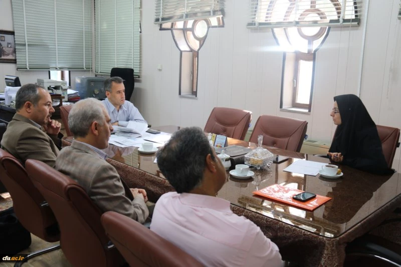 جلسه استانی تولید محتوای الکترونیکی در دانشگاه فرهنگیان یزد
 5