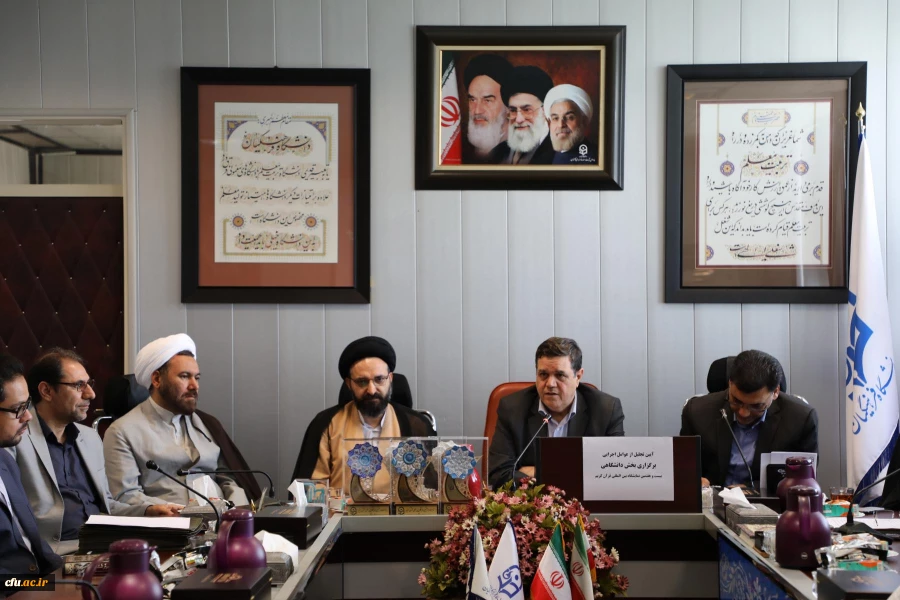 دکتر خنیفر در آیین تقدیر از عوامل اجرایی برگزاری بخش دانشگاهی بیست و هفتمین نمایشگاه قران کریم:

برگزاری بخش دانشگاهی کاری اثر گذار بود که با توجه به وجه علمی با دل مراجع سروکار داشت 13