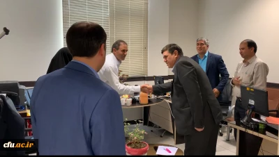 بازدید دکتر خنیفر از فرایند داوری آثار سومین جشنواره یادگیری الکترونیکی دانشگاه فرهنگیان