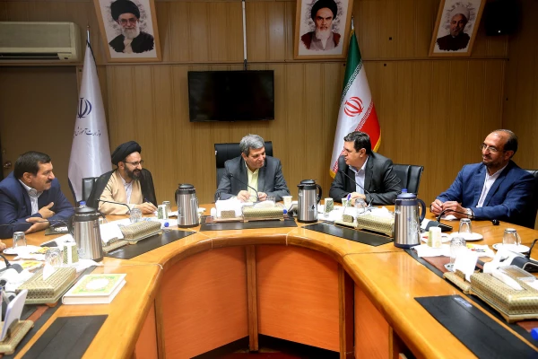 دیدارهیات رئیسه دانشگاه فرهنگیان با سرپرست وزارت آموزش وپرورش 
 2