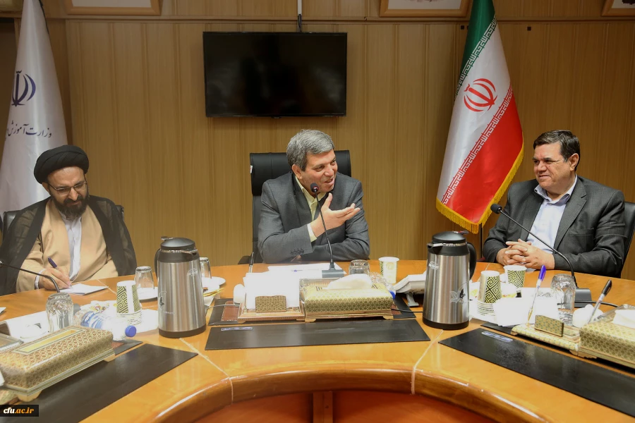 دیدارهیات رئیسه دانشگاه فرهنگیان با سرپرست وزارت آموزش وپرورش
 3