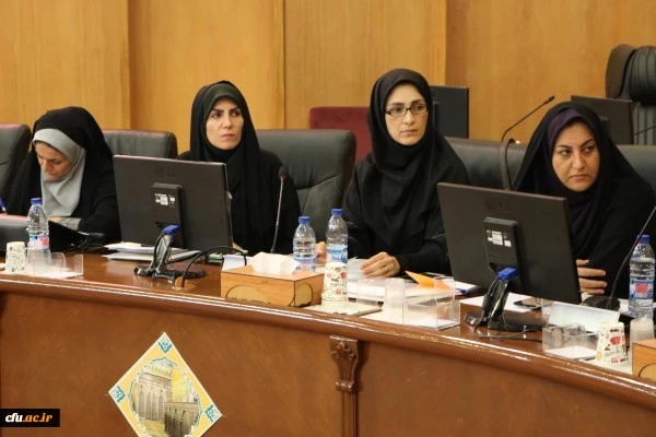 مدیر کل نظارت، ارزیابی و تعالی سازمانی دانشگاه فرهنگیان:

خودارزیابی، فرصت ها و چالش های پیش رو در سازمان را مشخص می کند 2