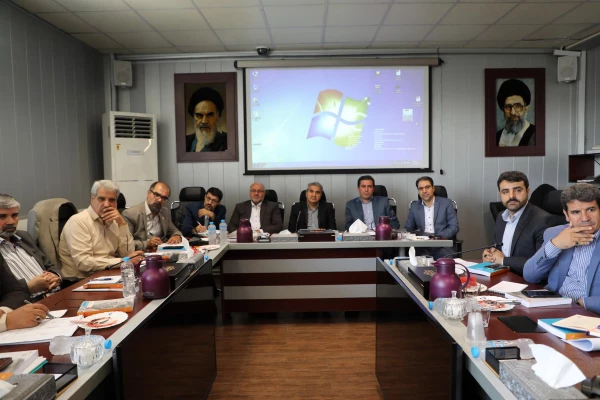 دکتر خنیفر در جلسه شورای مدیران سازمان مرکزی:

امیدواریم از قانون نویسی و قانون خوانی به قانون دانی و اجرای قانون برسیم 6