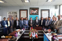 دکتر خنیفر در جلسه شورای مدیران سازمان مرکزی:

امیدواریم از قانون نویسی و قانون خوانی به قانون دانی و اجرای قانون برسیم 8