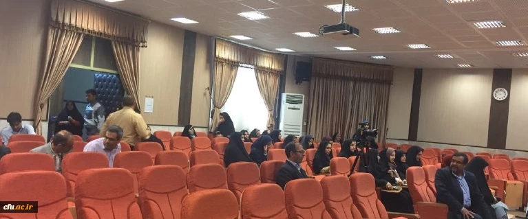 نشست آموزشی "نگاهی نو به زندگی" با حضوردکتر شاهین فرهنگ برگزار شد. 2