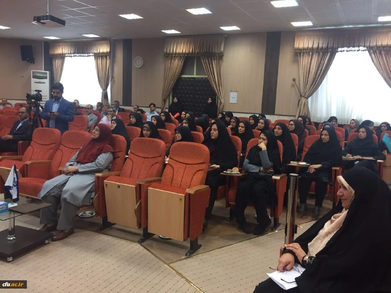 نشست آموزشی "نگاهی نو به زندگی" با حضوردکتر شاهین فرهنگ برگزار شد. 2