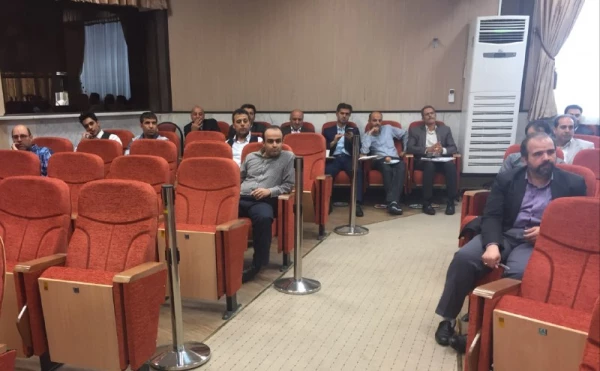 نشست آموزشی "نگاهی نو به زندگی" با حضوردکتر شاهین فرهنگ برگزار شد. 2