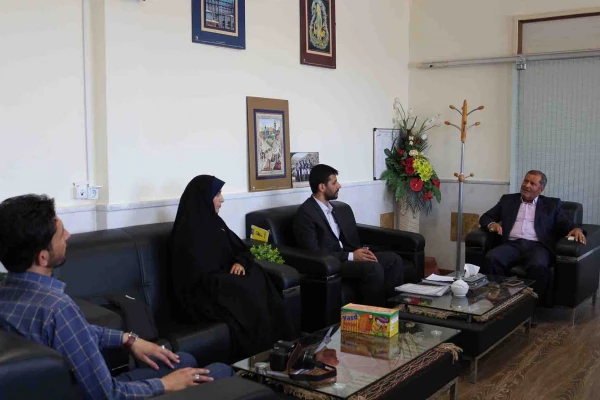 نشست صمیمانه دکتر صفرزاده سرپرست دانشگاه فرهنگیان خراسان شمالی با مسئول اتحادیه انجمن اسلامی دانش آموزان خراسان شمالی 4