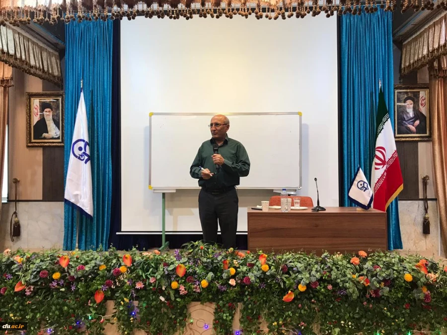 نشست آموزشی "نگاهی نو به زندگی" با حضور دکتر شاهین فرهنگ برگزار شد. 5