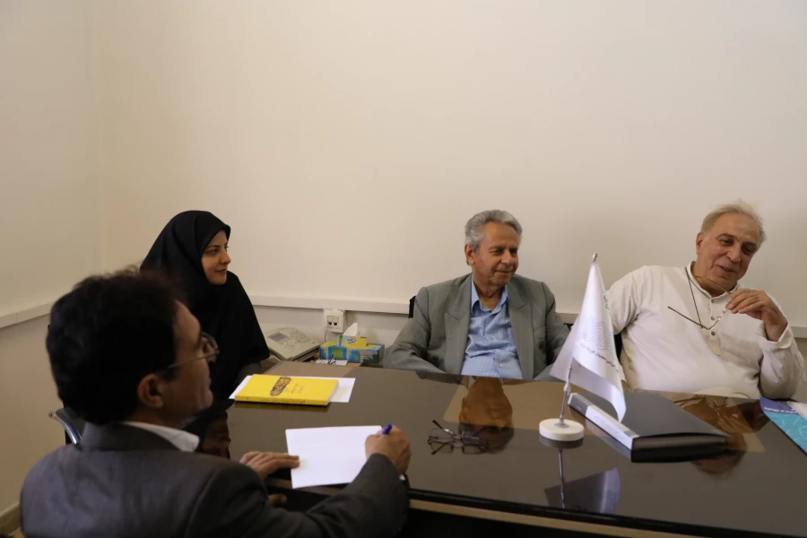 چهارمین نشست کمیته علمی هشتمین همایش نقش دانشمندان ایرانی اسلامی در پیشبرد علوم تجربی 5