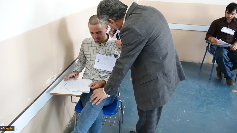 بازدید دکتر سمیعی از روند برگزاری امتحانات پردیس های دانشگاه فرهنگیان استان کردستان 3