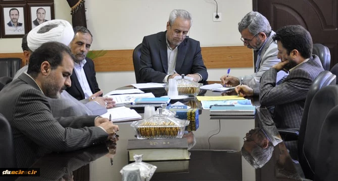 برگزاری جلسه تبیین بیانیه گام دوم انقلاب در پردیس شهید بهشتی خراسان رضوی