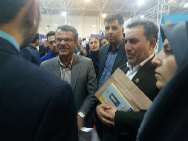 حضور دانشگاه فرهنگیان فارس در اولین نمایشگاه تخصصی آموزش 10