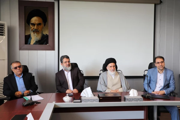 مراسم تکریم و معارفه  مدیران پیشین و جدید اداره کل شاهد و ایثارگران برگزار شد 6