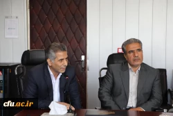 مراسم تکریم و معارفه  مدیران پیشین و جدید اداره کل شاهد و ایثارگران برگزار شد 8