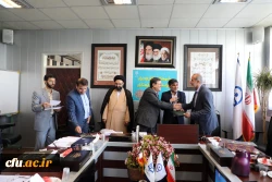 در ایام سالروز شهادت دکتر چمران و روز بسیج اساتید:

معارفه معاونان و مدیران بسیج اساتید دانشگاه فرهنگیان 10