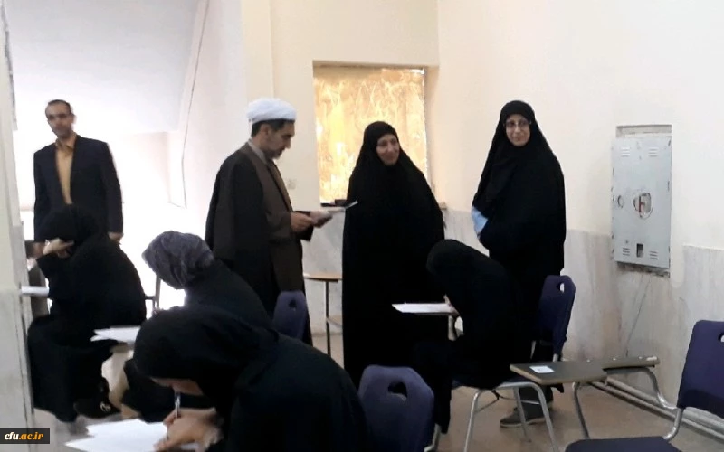 بازدید دکتر توان مدیریت امور پردیس های دانشگاه فرهنگیان کرمان از فرایند برگزاری امتحانات پایانی نیمسال دوم سال تحصیلی 98-97 در دانشگاه