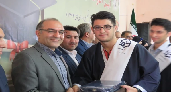 در دانشگاه فرهنگیان استان اردبیل برگزار شد:

 آیین آغاز اشتغال حرفه ای نومعلمان ورودی 94 دانشگاه فرهنگیان اردبیل 3