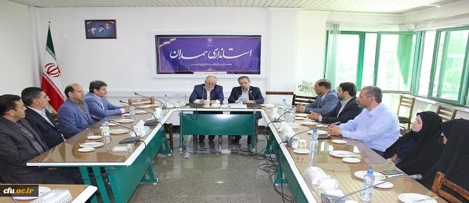 با حضور معاون سیاسی امنیتی استانداری و دکتر طاهری نیا معاون پژوهشی و فناوری دانشگاه فرهنگیان برگزار شد:

جلسه کمیته هیأت امنای استانی دانشگاه فرهنگیان همدان 2