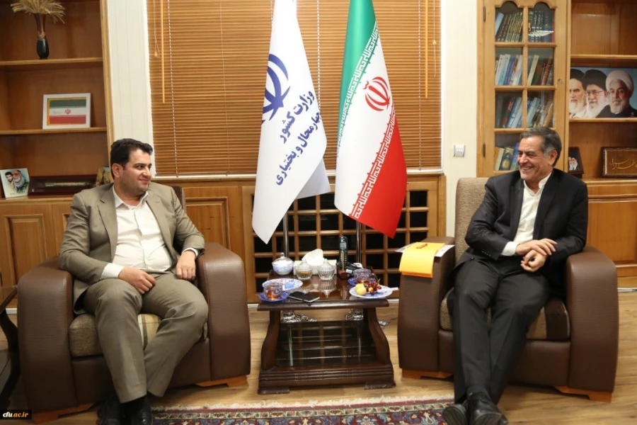 درنشست معاون آموزشی و تحصیلات تکمیلی دانشگاه فرهنگیان با استاندار چهارمحال و بختیاری بیان شد:

دانشگاه فرهنگیان مؤثرترین دانشگاه کشور است 2