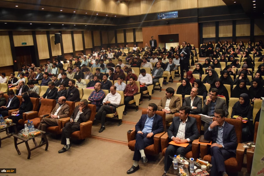 با حضور معاون آموزشی و تحصیلات تکمیلی دانشگاه فرهنگیان:
دومین نشست نومعلمان دانش آموخته دانشگاه فرهنگیان استان چهارمحال و بختیاری برگزار شد 3