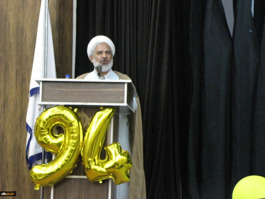 دومین  آیین دانش آموختگی دانشجومعلمان رشته آموزش ابتدایی واحد دانشگاهی زینب کبری(س)کازرون برگزار شد . 7