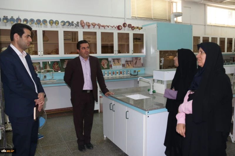 بازدید مدیران حوزه معاونت آموزشی و تحصیلات تکمیلی دانشگاه فرهنگیان از حوزه های امتحانی پردیس های استان یزد
 10