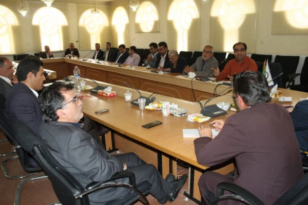 نشست اعضای هیئت علمی پردیس های استان یزد با مدیران حوزه معاونت آموزشی و تحصیلات تکمیلی دانشگاه فرهنگیان
 6