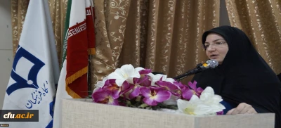 دکتر کاوه در مراسم تجلیل از فعالان فرهنگی- اجتماعی استان آذربایجان شرقی:

دانشجومحور بودن فعالیت های فرهنگی از مهمترین رویکردهای معاونت فرهنگی و اجتماعی دانشگاه فرهنگیان است