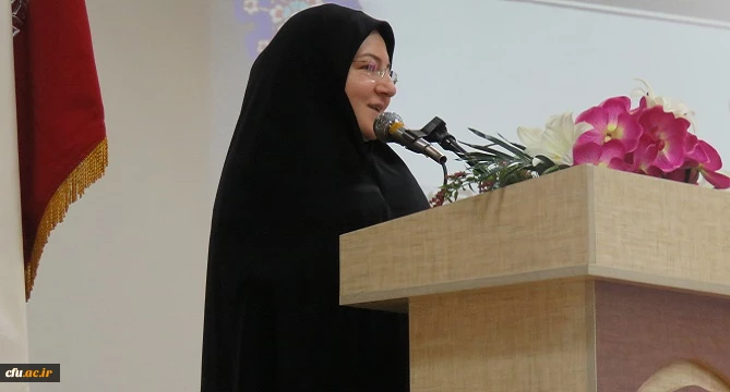 آیین تجلیل از فعالان فرهنگی و اجتماعی دانشگاه فرهنگیان آذربایجان شرقی