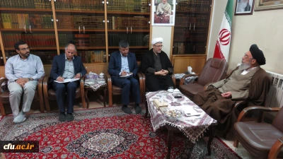 نماینده ولی فقیه در استان و امام جمعه اصفهان در دیدار با سرپرست دانشگاه فرهنگیان اصفهان مطرح کرد:

دانشگاه فرهنگیان معلمانی متعهد و انقلابی تربیت کند