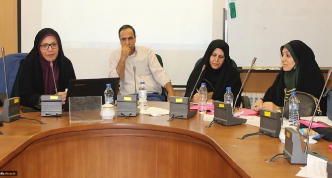 اولین کارگاه آموزشی منشور دانستنی‎های ابتدایی