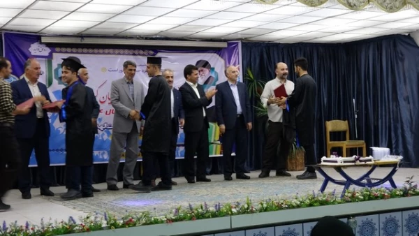 در سالن اجتماعات پردیس شهید مدرس برگزار شد؛

جشن دانش آموختگی دانشجو معلمان دانشگاه فرهنگیان کردستان 2