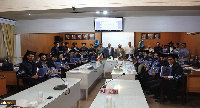 جشن دانش آموختگی دانشجو معلمان ورودی سال 94 پردیس شهید مقصودی همدان برگزار شد