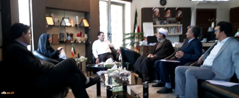 نشست مشترک مدیریت امور پردیس های دانشگاه فرهنگیان کرمان با دکتر رودری رئیس سازمان مدیریت و برنامه ریزی استان