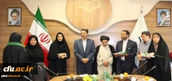 با حضور مدیریت امور پردیس های دانشگاه فرهنگیان خراسان رضوی صورت پذیرفت :
تجلیل از دانشجو معلمان شرکت کننده در طرح گام های عاشقی