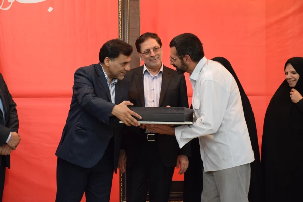 راهبرد دانشگاه فرهنگیان نگاه همه جانبه به تربیت است