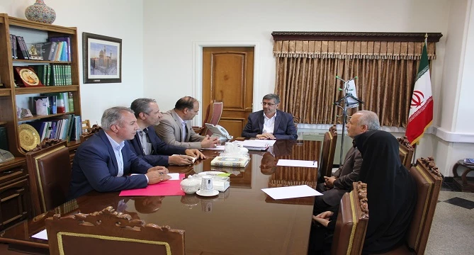 در نشست صمیمی با استاندار همدان مطرح شد:
تامین فضای لازم در بخش آموزشی و سرای دانشجویی برای سالتحصیلی جدید از اولویت برخوردار است