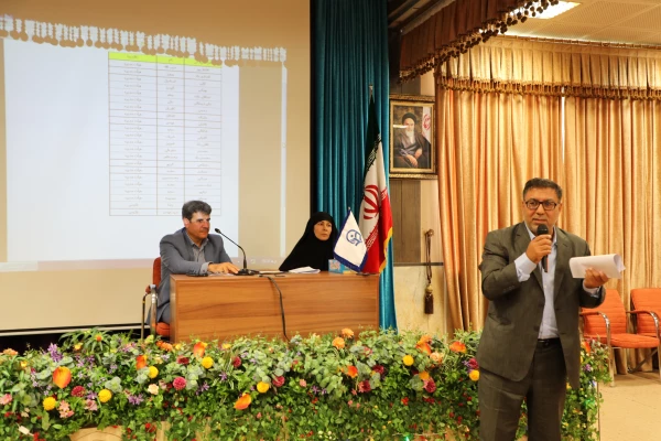 در نخستین جلسه عمومی:

اعضاء هیات مدیره و بازرس شرکت تعاونی مسکن کارکنان دانشگاه فرهنگیان انتخاب شد 3